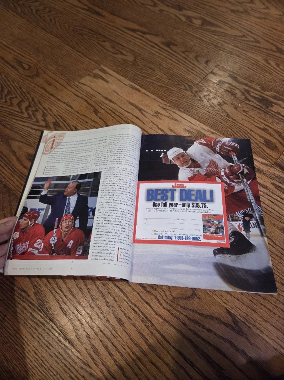 NHL - Sports Illustrated Special Commemorative Issue - Detroit Red Wings 1997-98